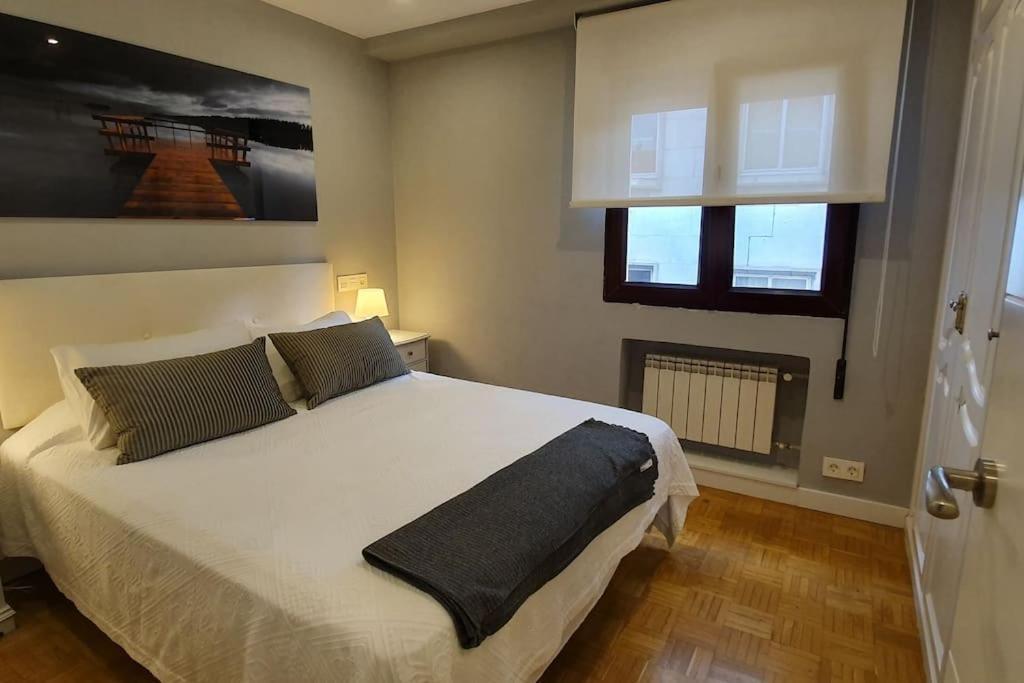 Moderno Apartamento En El Centro. El Carmen Wifi Хихон Екстериор снимка